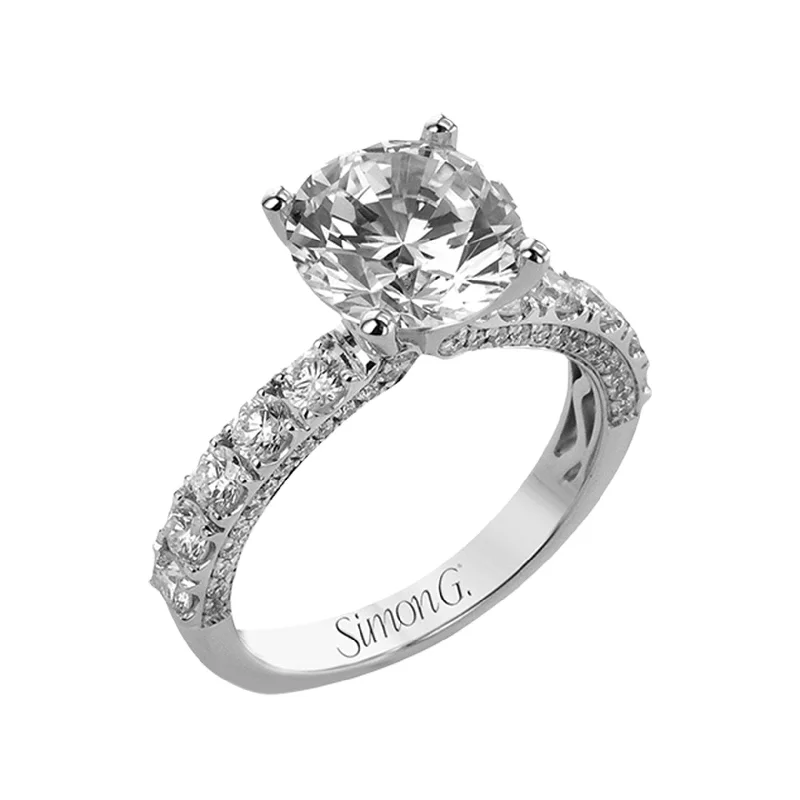 0.92 ctw Diamond Solitaire Engagement Ring