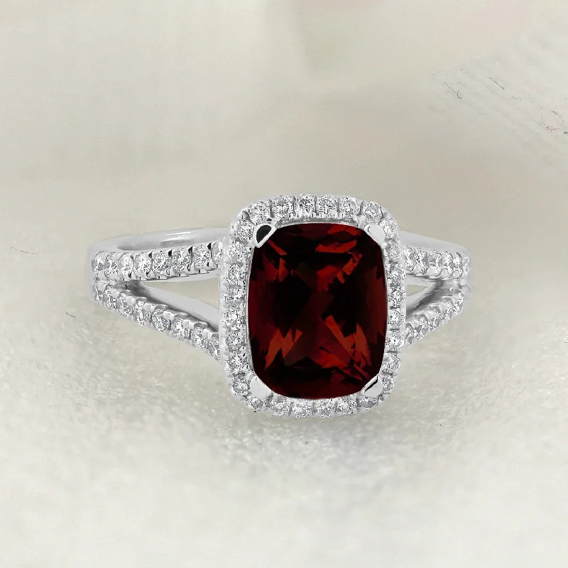 Auriya 1 5/8ct Cushion-cut Garnet and Halo Diamond Engagement Ring 3/8cttw 14K Gold