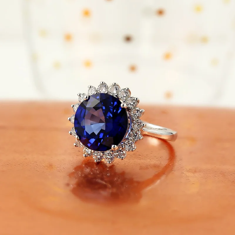 Auriya 18k Gold 7ct Royal Blue Sapphire Halo Diamond Engagement Ring 1ct TDW