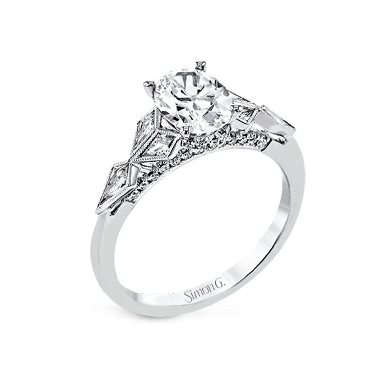 0.14 ctw Diamond Halo Engagement Ring