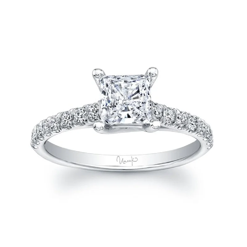 0.35 ctw Diamond Solitaire Engagement Ring