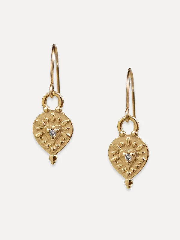 Reya Earrings "love conquers all"